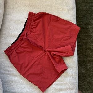 LuluLemon Men’s Pace Breaker Linerless Short 5"